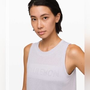 Lululemon Breeze By Muscle Crop Tank *lululemon Grey / Lilac / Silver Size 4